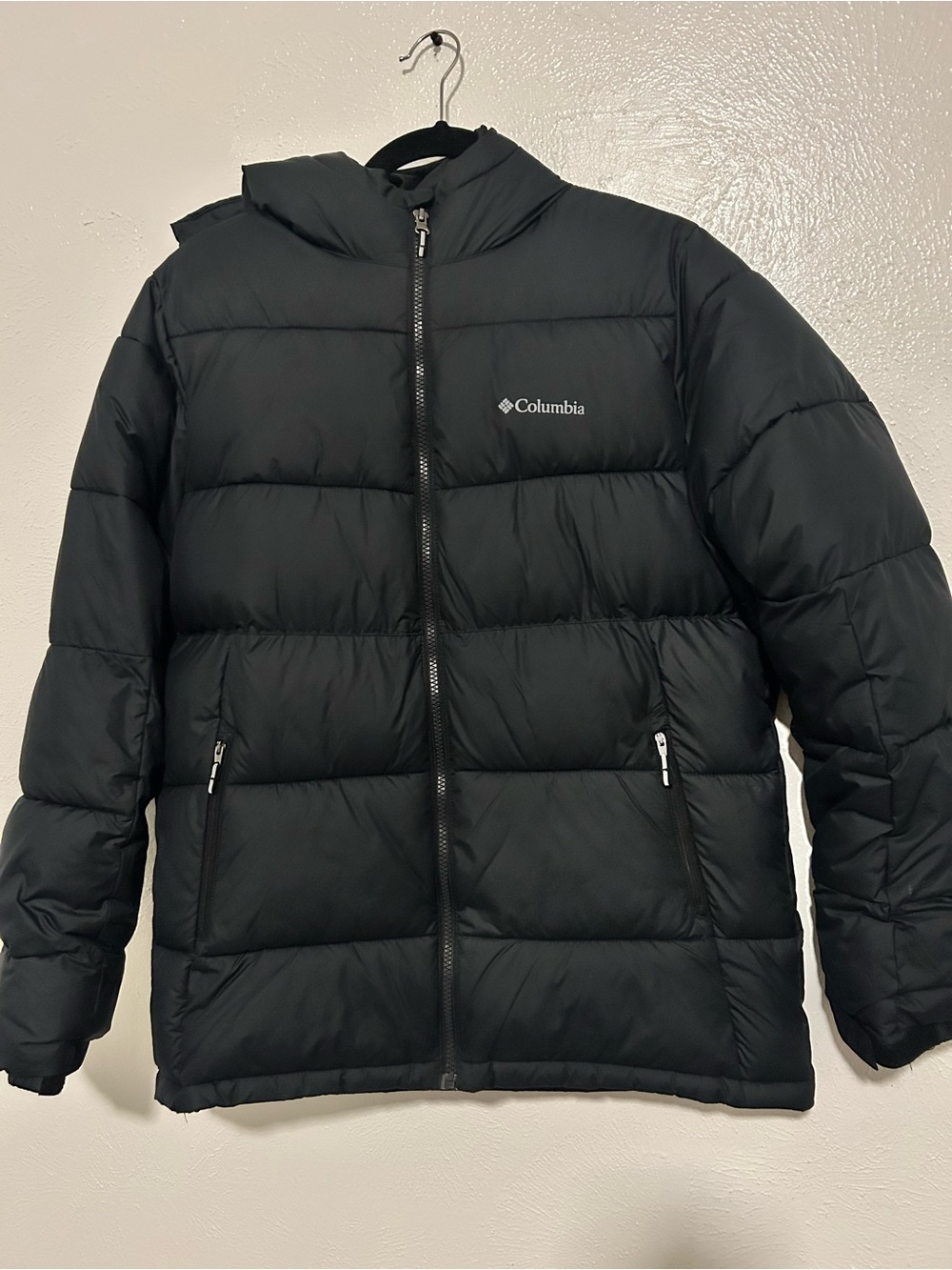 18-20 Columbia Black Hooded Puffer Jacket